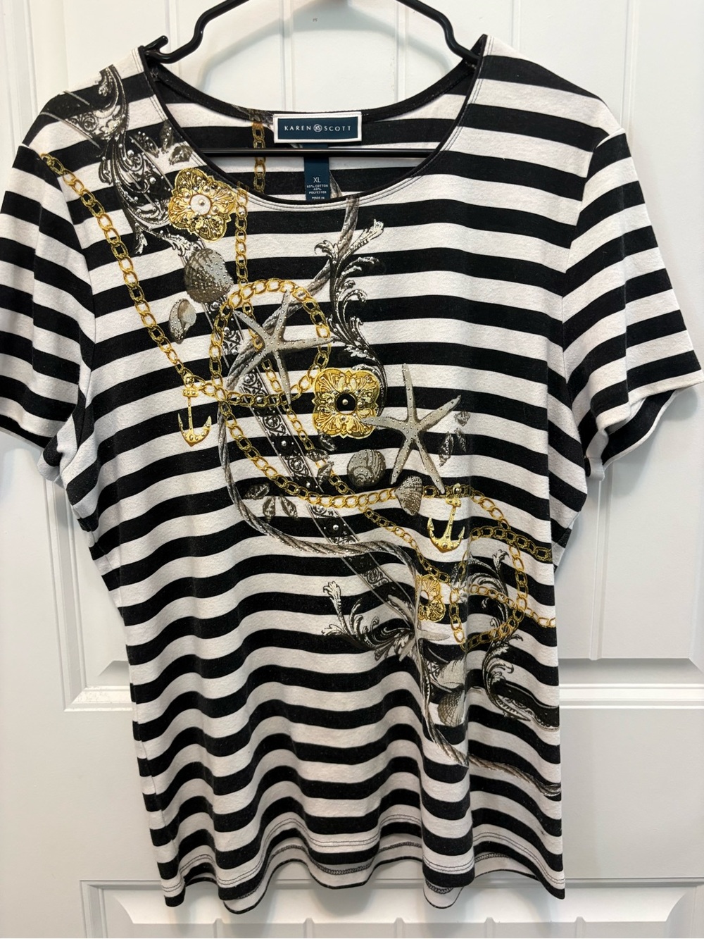 Karen Scott Black & White Striped Top with Gold Chain Motif. Size XL.